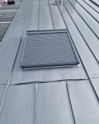 Metalldach in Stehfalztechnik